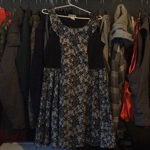 Robbie Bee Black Lace Dress